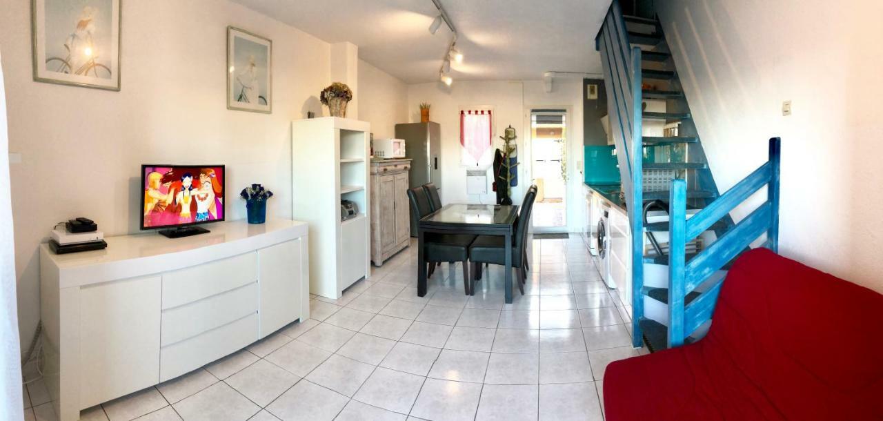 Barcaresa-Villa Vue Mer Acces Direct Plage - Piscine Le Barcares Bagian luar foto