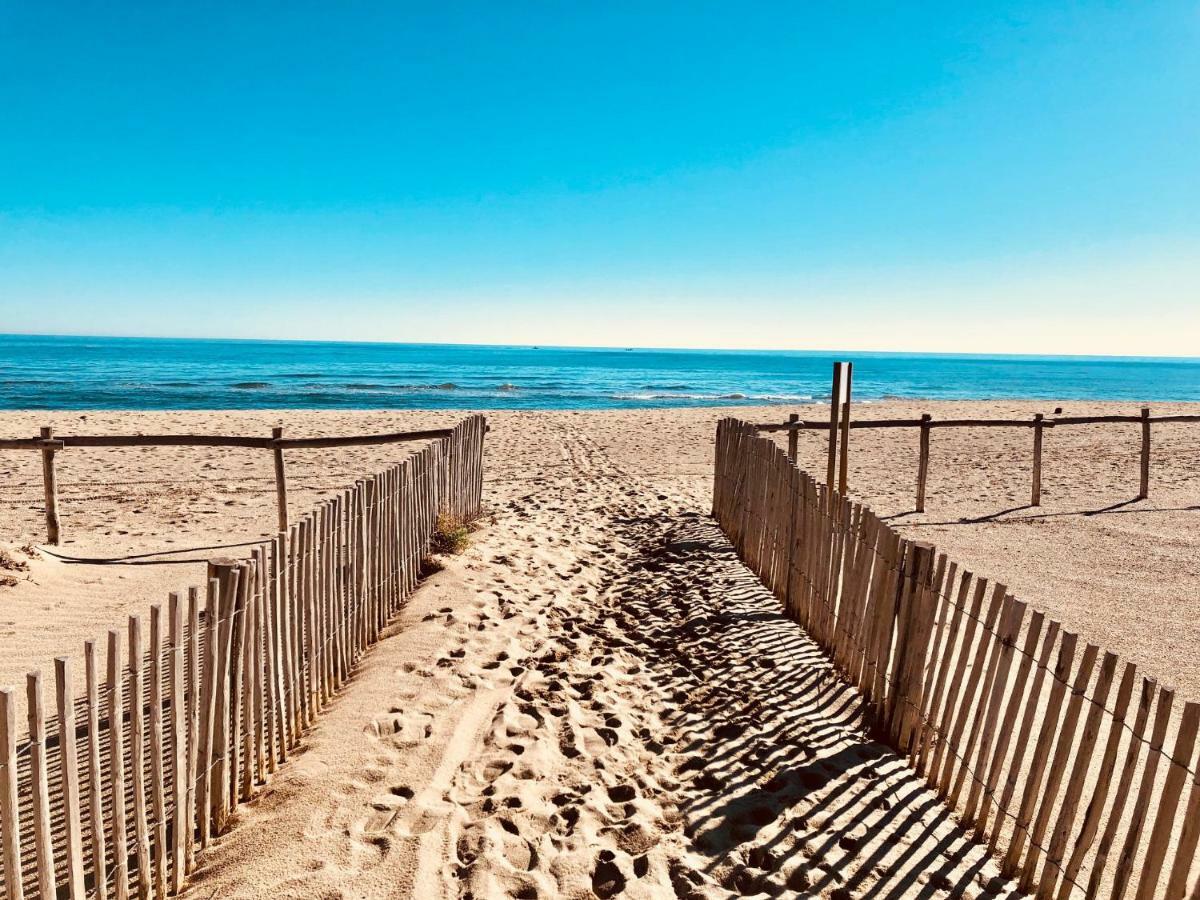 Barcaresa-Villa Vue Mer Acces Direct Plage - Piscine Le Barcares Bagian luar foto